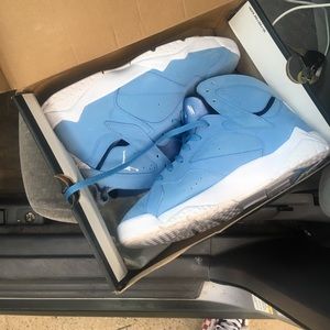 UNC blue Pantone Jordan 7s sz 10.5GREAT CONDITION